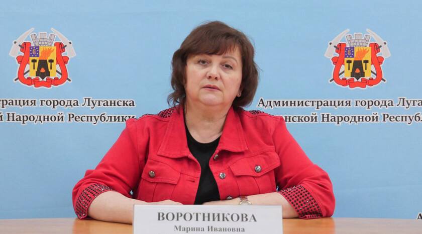 Суд приговорил к семи годам колонии бывшего заместителя главы администрации Луганска Марину Воротникову, она признана виновной по делу о коррупции