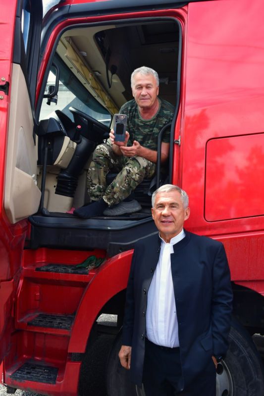 Раис Республики Татарстан принял участие в отправке гуманитарной помощи в Лисичанск и Рубежное