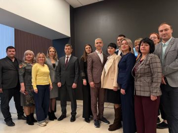 2  2025              ,          ...