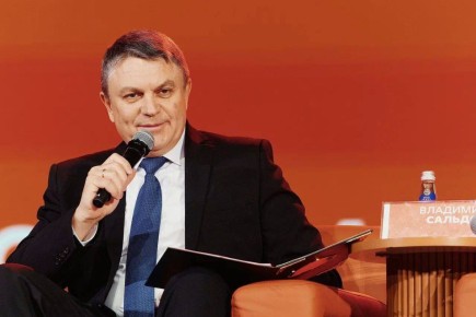 Глава ЛНР Леонид Пасечник в ходе Международного форума #МЫВМЕСТЕ предложил создать единый добровольческий центр в Луганске