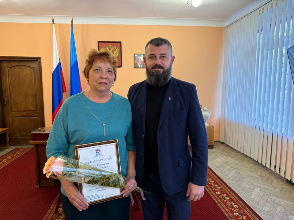 В День добровольца: Благодарность и признание заслуг волонтеров Меловского района