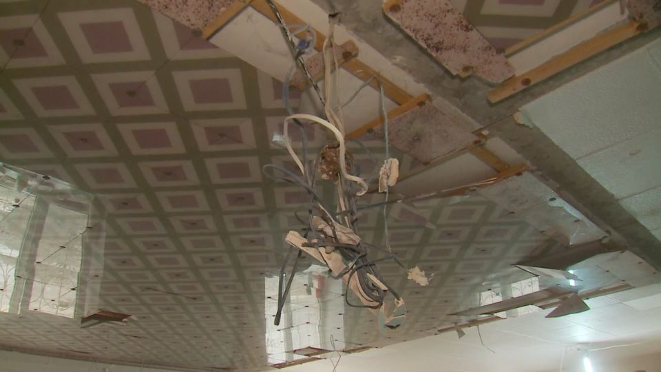 Тюменские строители приступили к монтажу электропроводки в помещениях ЗАГСа