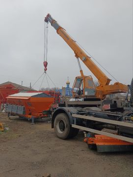 В Марковском округе подготовили спецтехнику к обслуживанию дорог зимой