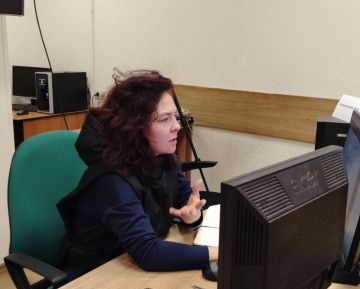 В рамках цикла образовательных семинаров для 50 специалистов образовательных организаций из ЛНР, включая подшефный Беловодский МО, состоялось онлайн-занятие по теме "Актуальные вопросы организации оказания...