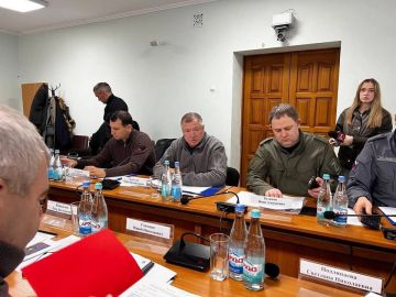 Марат Хуснуллин в Луганске провёл совещание по развитию ЛНР