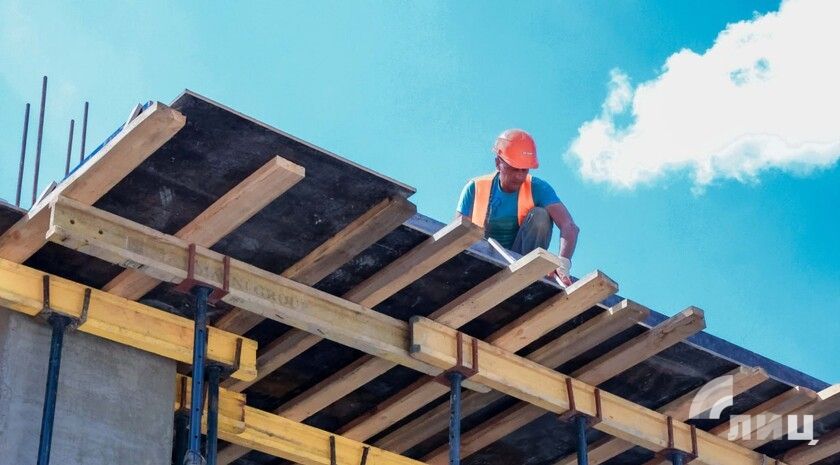 ����� ��������� ������� � �������� �������������� � ������