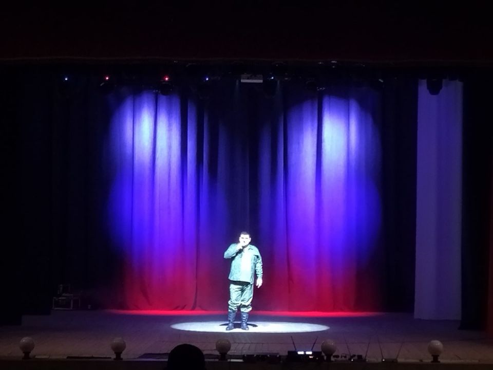 В Суходольском Дворце культуры им. О. Кошевого прошел концерт, посвященный Дню Героев Отечества «Солдат наш — защитник, герой»