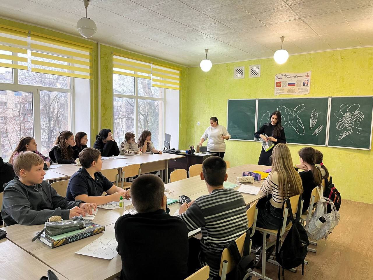 Сотрудники ГИБДД Краснодона организовали серию профилактических лекций в образовательных организациях города