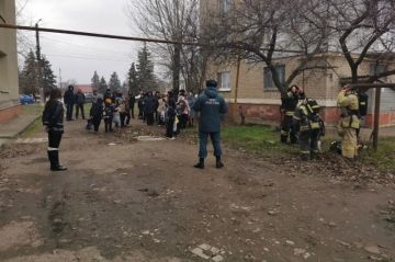 Учения по пожарной безопасности провели в СЦДЮТ «Мечта»