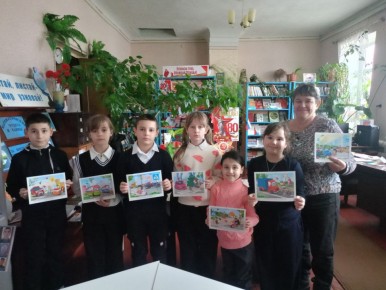 Беседа «Дети на дороге: учимся безопасному поведению» прошла в библиотеке пгт Нагольно-Тарасовка