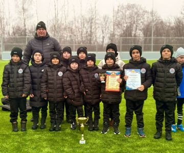 На базе Лутугинской спортивной школе прошел товарищеский турнир по мини-футболу