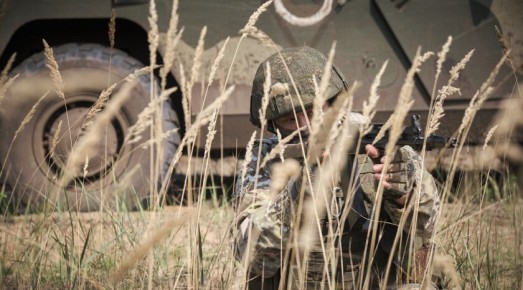 Более 400 тысяч человек заключили контракт с ВС РФ в 2025 году — Медведев