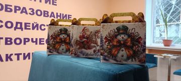 Андрей Рубанцов: В Ровеньках продолжается выдача новогодних подарков!