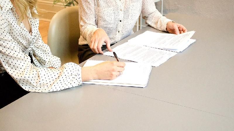 Изменения в федеральное законодательство позволят самозанятым оформить оплачиваемый больничный