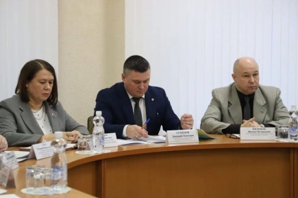 Замминистра труда ЛНР принял участие в рабочей встрече по вопросам привлечения иностранных граждан к трудовой деятельности