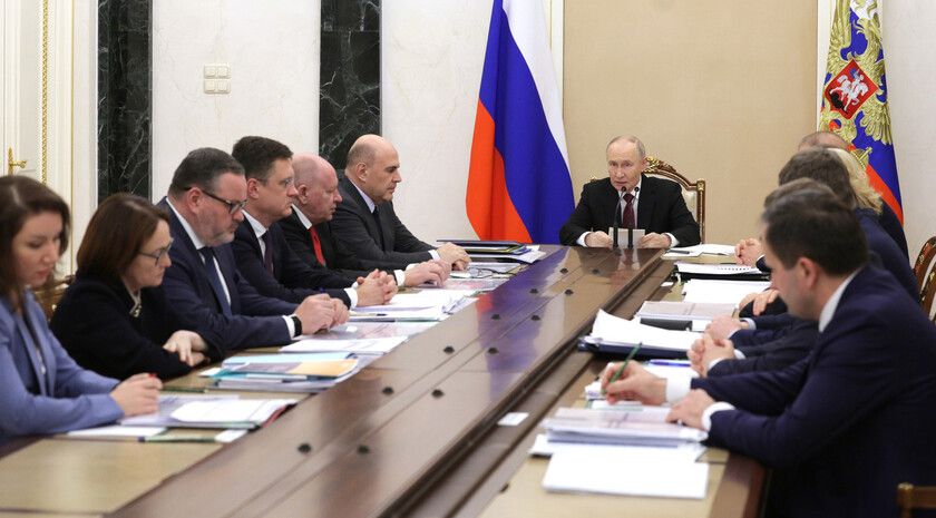 �����: ��������� ������ ����� ���������������� �� 7,6% � 1 ������