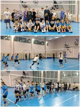 Состоялся дружеский турнир по волейболу