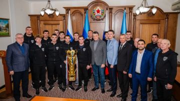 Глава ЛНР встретился с коллективом ЛУГАНСКОЙ «ЗАРИ»