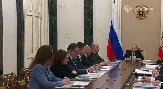 Страховые пенсии по старости будут проиндексированы с 1 января 2026 года на 7,6%, сообщил Президент России Владимир Путин на совещании по экономическим вопросам