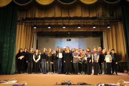 «БрейнРинг» ко Дню Конституции: интеллектуальный поединок школьников