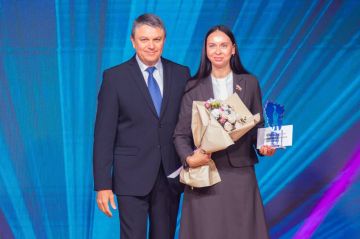 Лучшим муниципальным служащим ЛНР стал начальник отдела транспорта управления обеспечения жизнедеятельности Луганска Роман Виткалов по итогам Республиканского конкурса «Гордость местного самоуправления ЛНР»