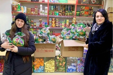 Госкомзакуп Хакасии подготовил новогодние подарки для детей Свердловского муниципального округа