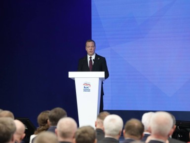 Михаил Голубович: Принял участие в заседании Генерального совета партии «Единая Россия», которое прошло под председательством Дмитрия Анатольевича Медведева