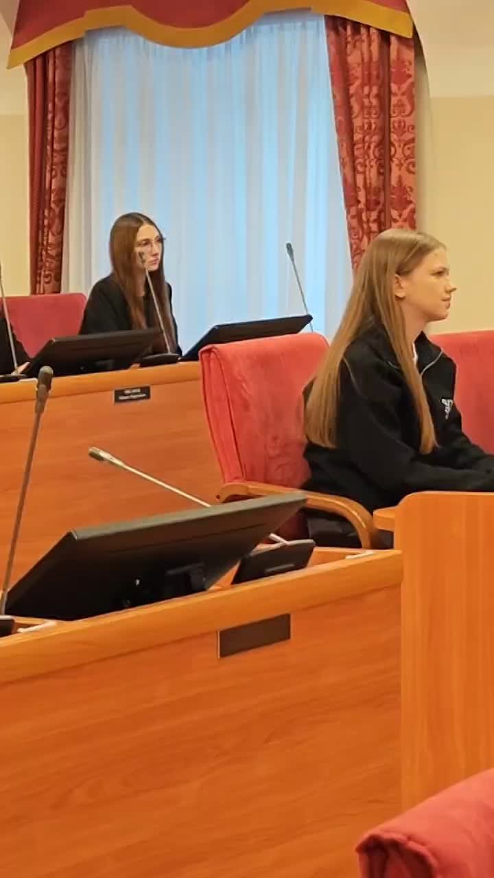 В День Конституции Единая Россия и МГЕР организовали в регионах акции