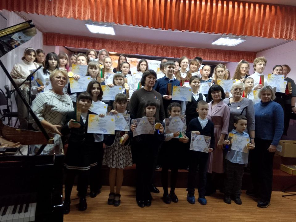 12 ������� 2025 ���� �� ����� ������� ����� �������� �5 �. ��������� ���������� ������������� �����������, ����������� ���������� ������ IV ��������� ����������� �������� ������� �������"