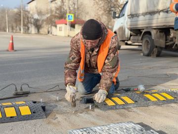 Сергей Колягин: В рамках выполнения решений, принятых на одном из заседаний комиссии по обеспечению безопасности дорожного движения на территории нашего городского округа, специалисты Муниципального унитарного предприятия...