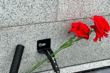 "Мы никогда не забудем": Глава ЛНР почтил память погибших журналистов