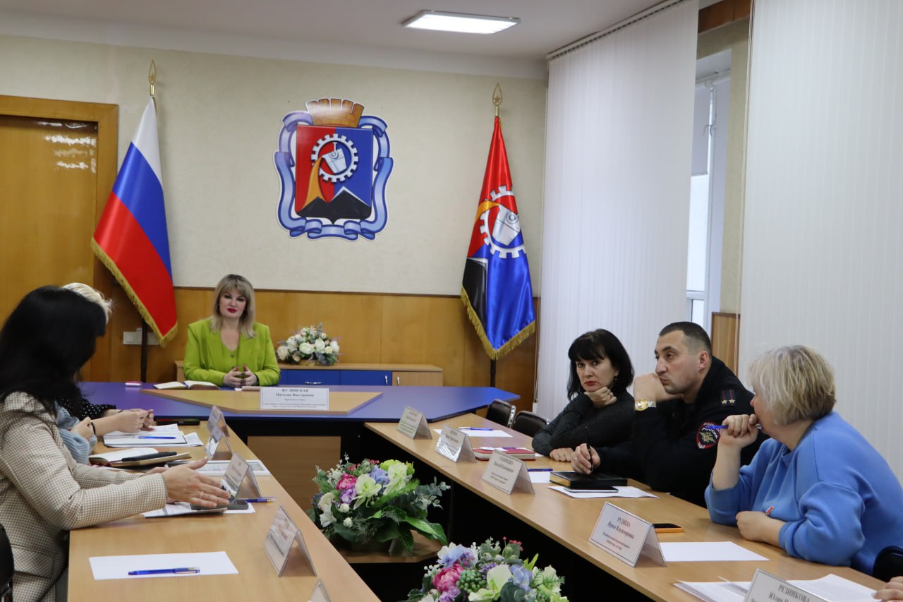 Наталия Жулинская: Провели очередное заседание муниципального координационного совета по взаимодействию с Движением Первых и содействию реализации Концепции «Луганский характер», на котором подвели итоги работы за год и...