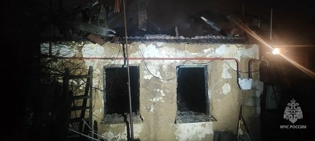 На пожаре в Луганске погиб мужчина