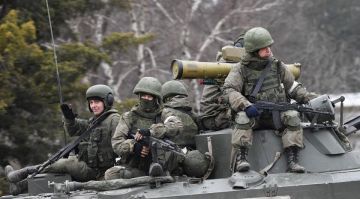 Российские военные контролируют порядка половины территории населенных пунктов Константиновка и Димитров в ДНР, сообщил начальник Генштаба ВС РФ Валерий Герасимов на брифинге для иностранных военных атташе