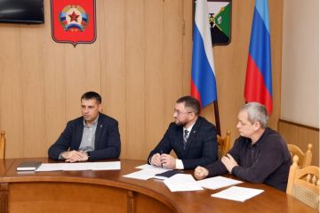 В Администрации Свердловска обсудили реализацию Концепции воспитательной работы «Луганский характер»