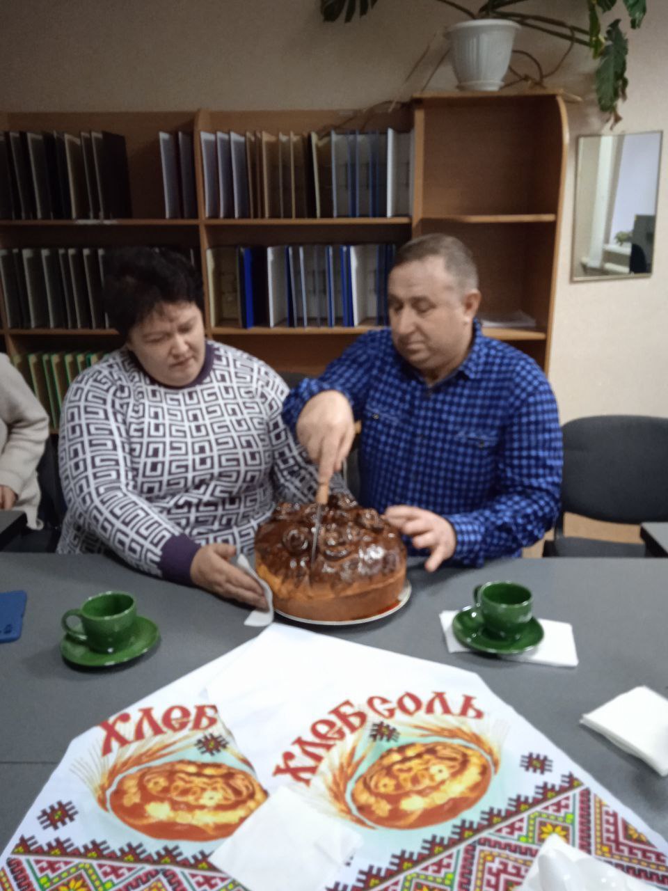 Накануне Дня многодетной семьи — праздника, направленного на повышение престижа семейной жизни и материнства, укрепление статуса многодетных семей и сохранение семейных ценностей, заведующим отделения Троицкого района...