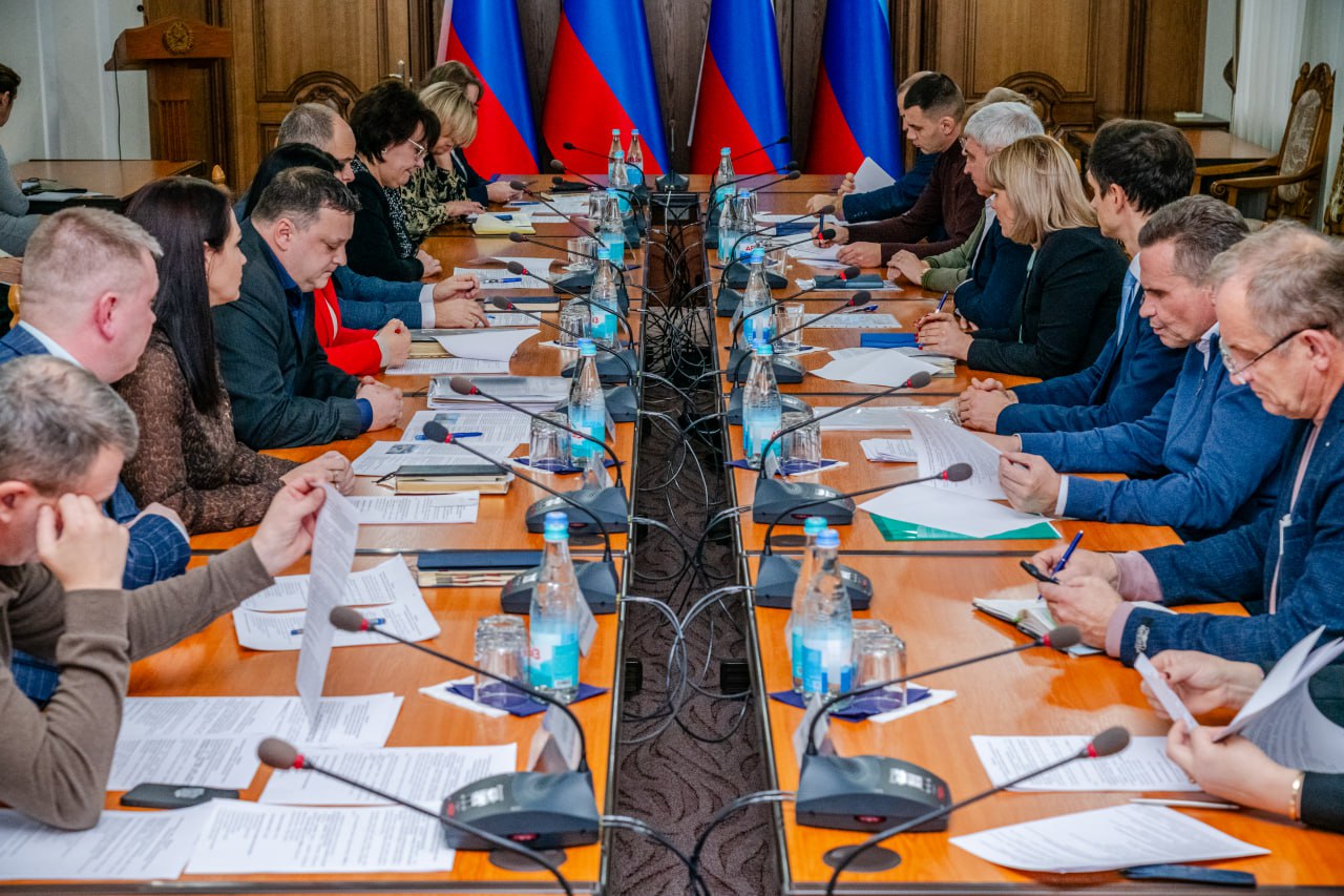 В ЛНР на 100% завершены работы по благоустройству 42 общественных территорий