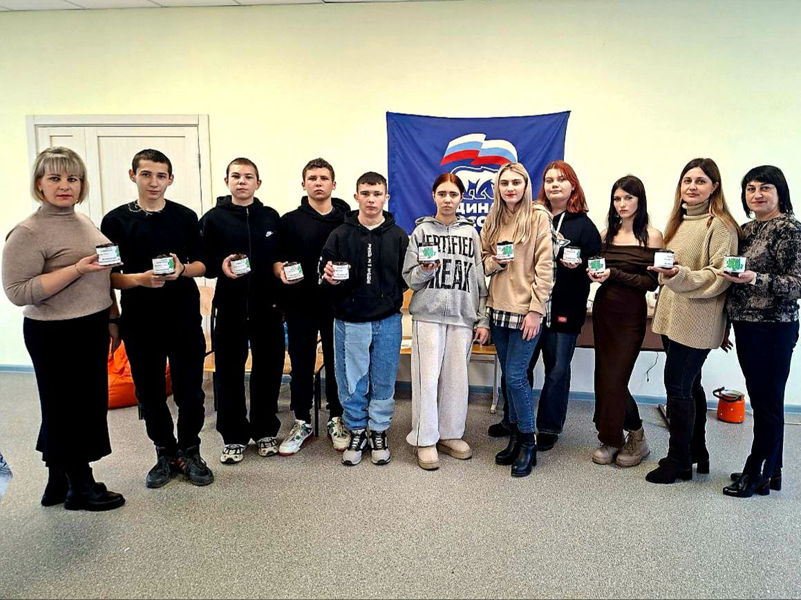 Тепло сердец – на передовую!