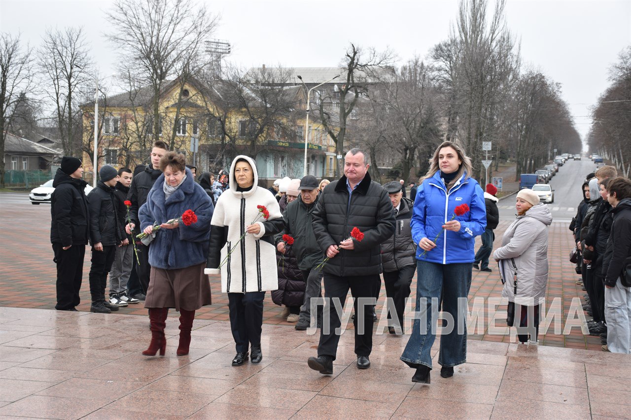 В Стаханове почтили память новатора угольной промышленности