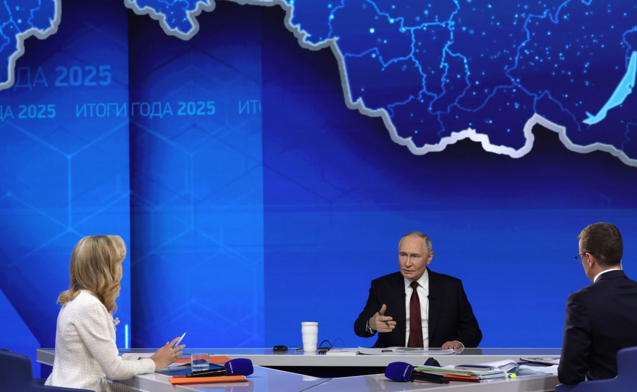 Леонид Пасечник: «Вместе со всей страной внимательно следил за трансляцией Прямой линии нашего Президента Владимира Владимировича Путина»