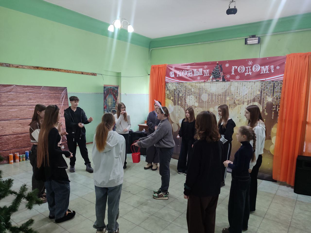 Самый первый зимний праздник, самый волшебный и долгожданный – это день Святого Николая