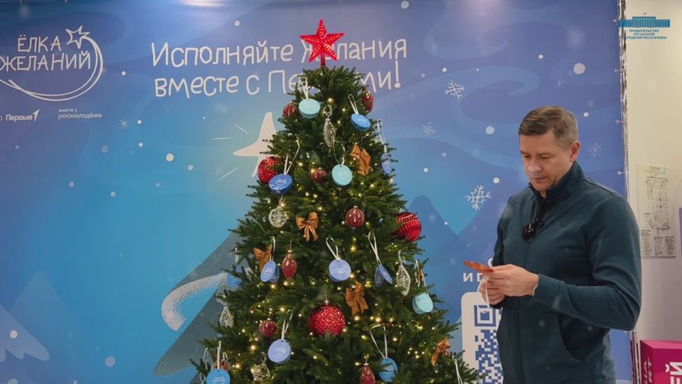 Премьер-министр ЛНР Егор Ковальчук исполнит мечты двух юных жителей Республики