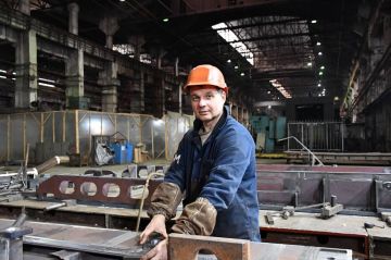 Константин Бутримов: ЧЕЛОВЕК ТРУДА. ЛЮДИ ЛУГАМАШ