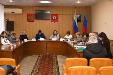 Проведено заседание Комиссии по делам несовершеннолетних и защите их прав