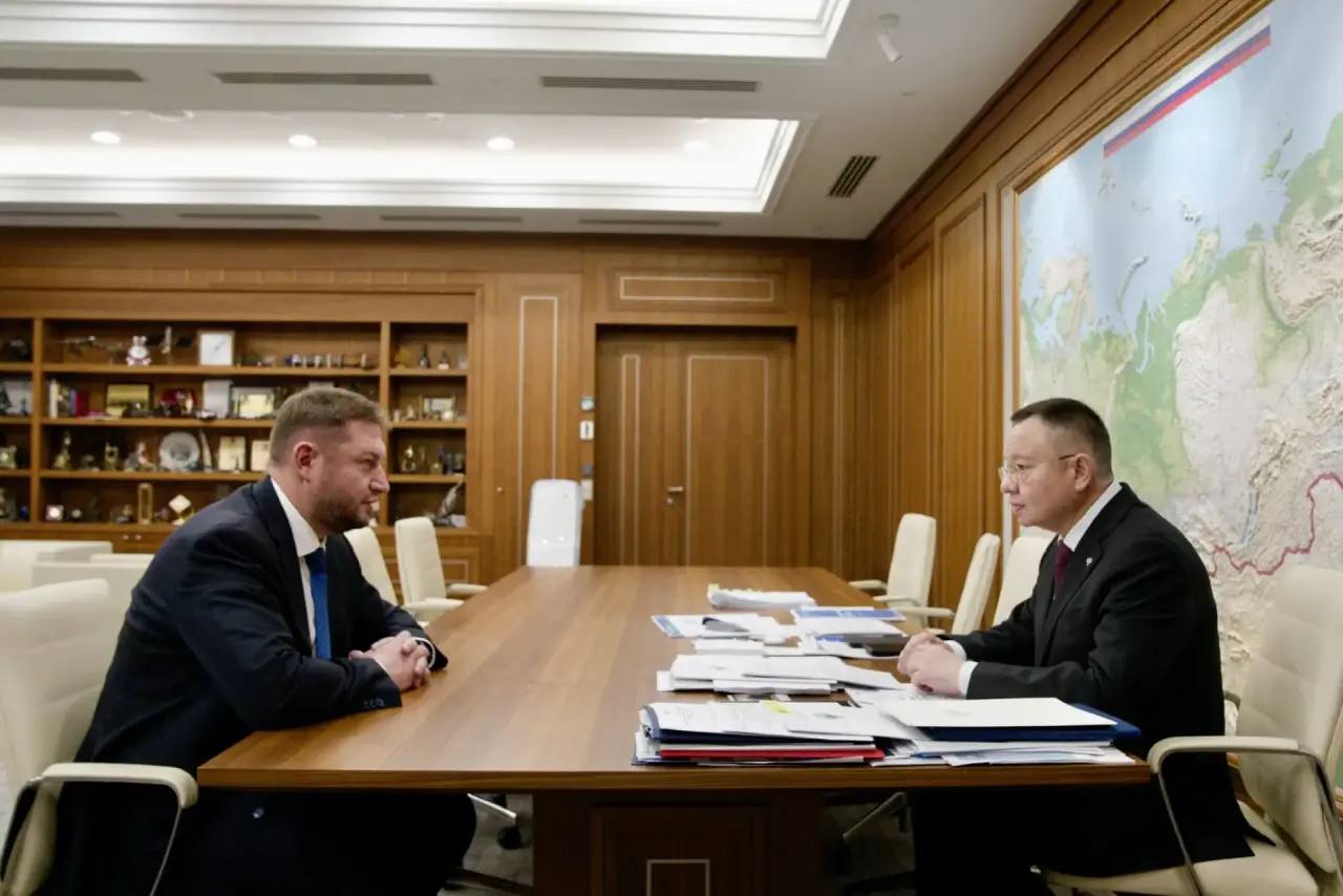 Министр строительства и ЖКХ РФ Ирек Файзуллин провел совещание по вопросам развития строительства и ЖКХ Тамбовской области