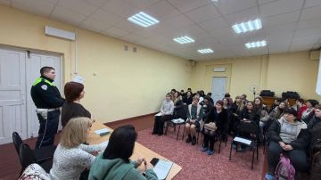 � �.��������� ���������� ���������������� ������� ������������ ������������ ��������, � ����� ������������ �������� � �������������� �������� �������������� ����������