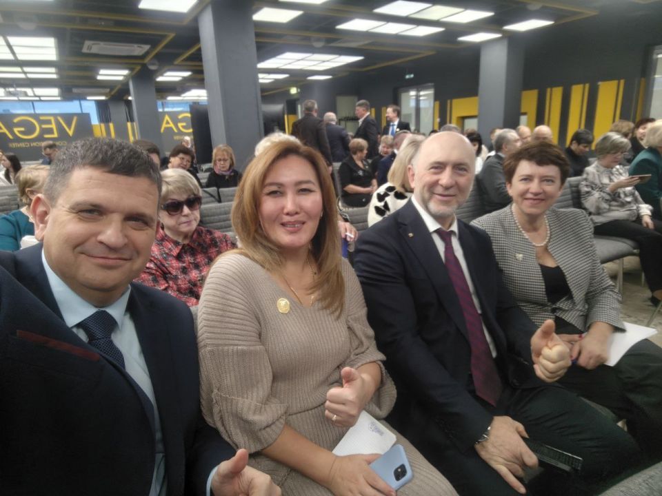 ���� ������: � ������ ������ ������� � ��������� ������������ ������ ������ ���������