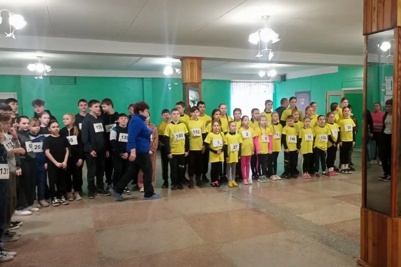 В Луганске прошли соревнованию по микроориентированию «Новогодние старты - 2025»