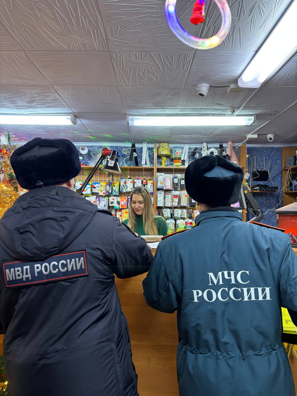 Отдел надзорной деятельности и профилактической работы по городу Кировску управления надзорной деятельности и профилактической работы ГУ МЧС России по Луганской Народной Республике совместно с сотрудниками ОМВД России...