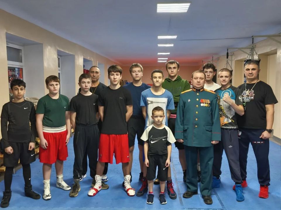 � ���������� ����� � 2 ������ ������� � �������������� �������� ����